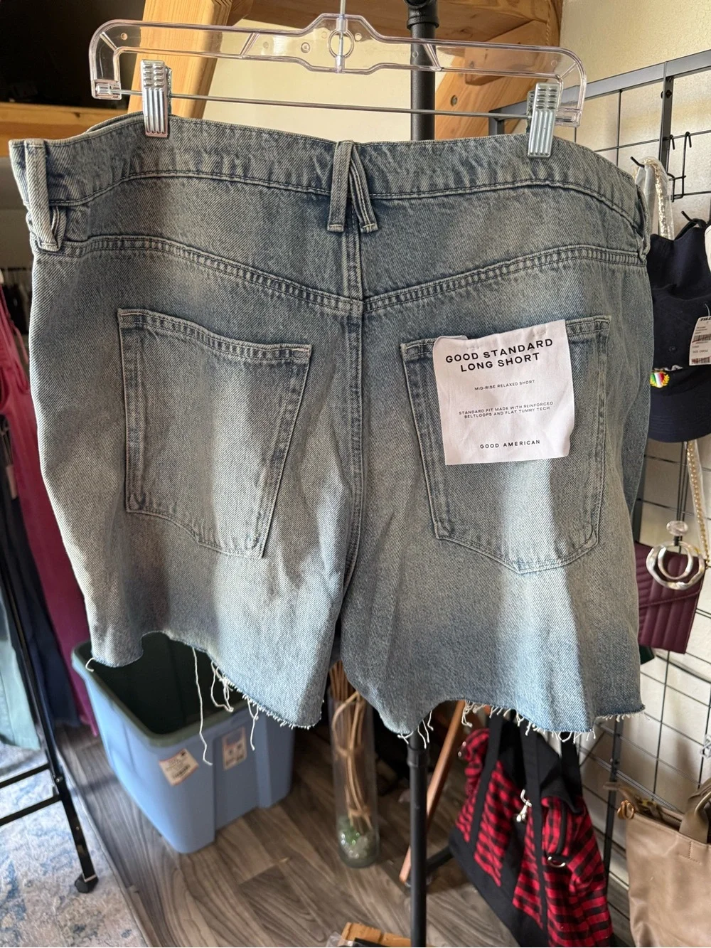 NWT Good American Good Standard Long Shorts Size 16 Mid Rise Relaxed Denim